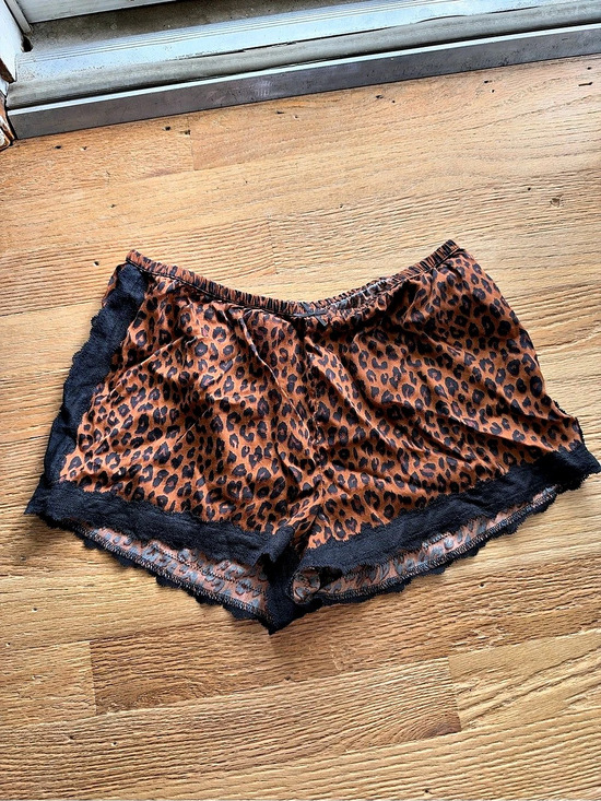 PINK Victoria's Secret Pants - PINK Leopard Print Lace Trim Shorts Size XS